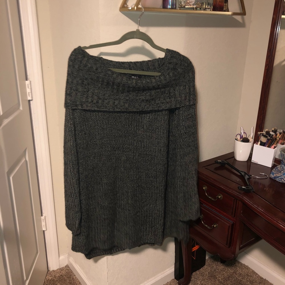 DEB gray loose turtle neck sweater